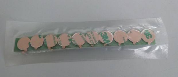Adhesive backed magnets,3M aria-describedby=